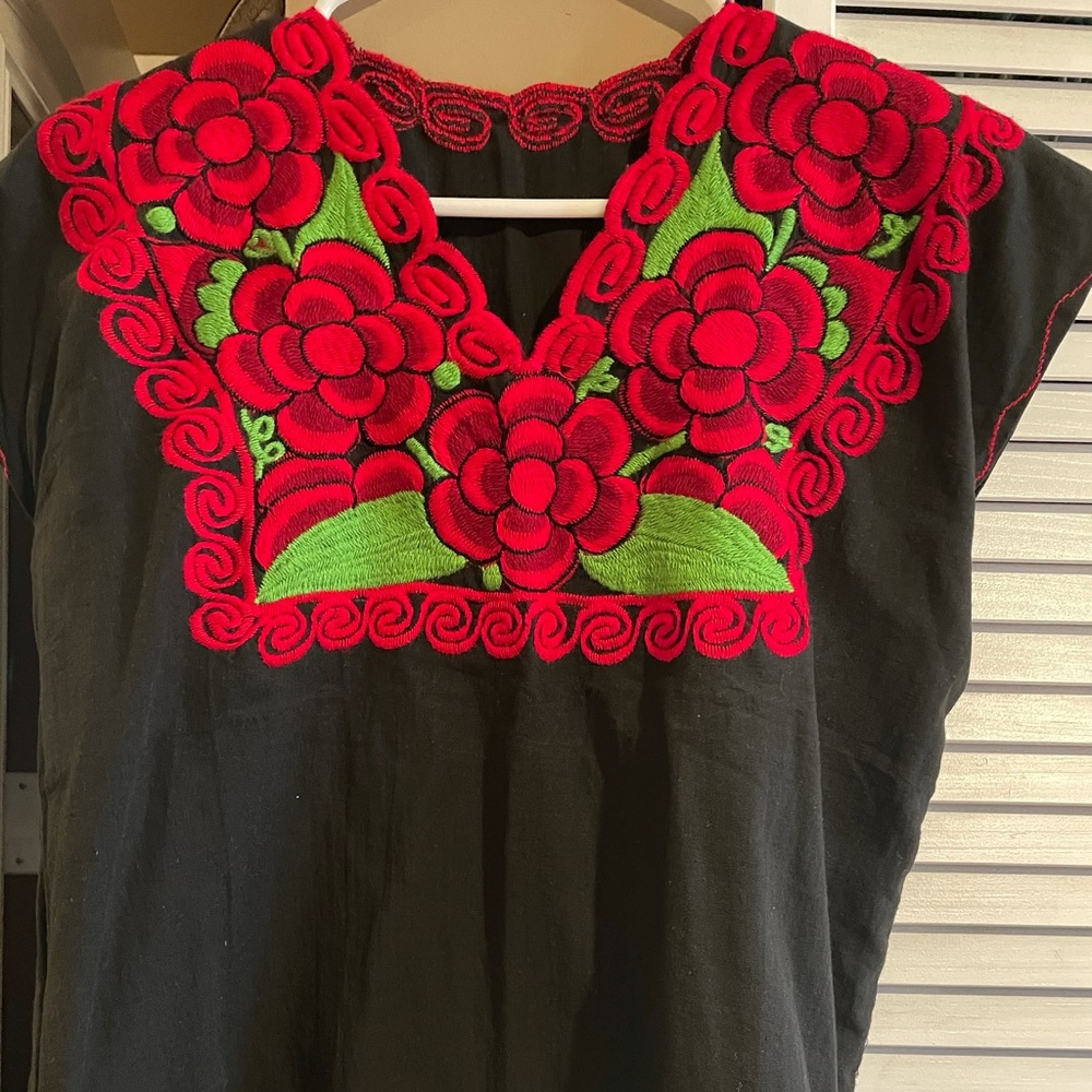 Mexican blusa bordada